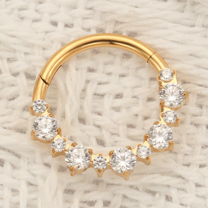 Klips do piercingu nosa Daith  – Zoor Body Jewelry recenzja i cena