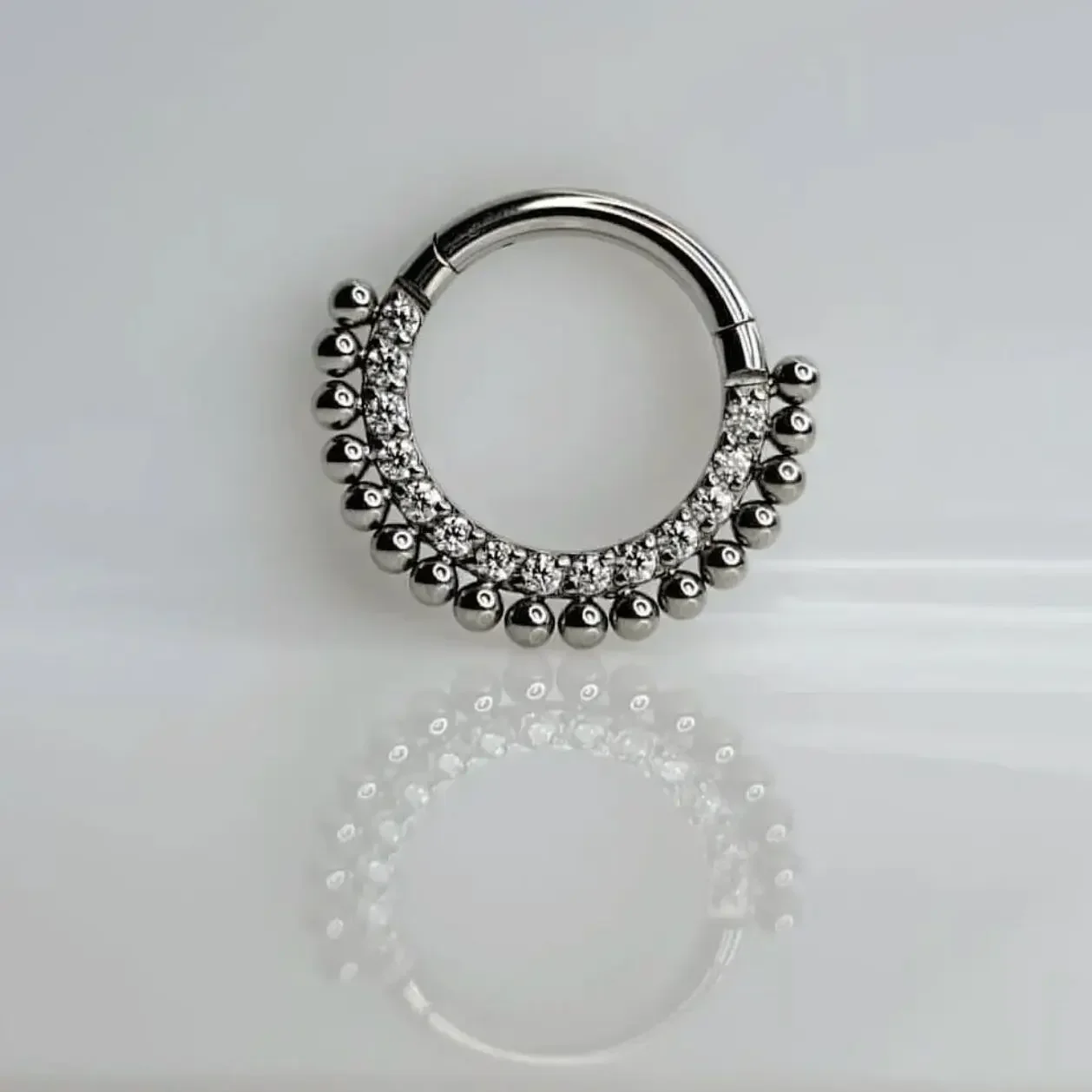 Kolczyk do daith z tytanu ASTM – Zoor Body Jewelry recenzja i cena