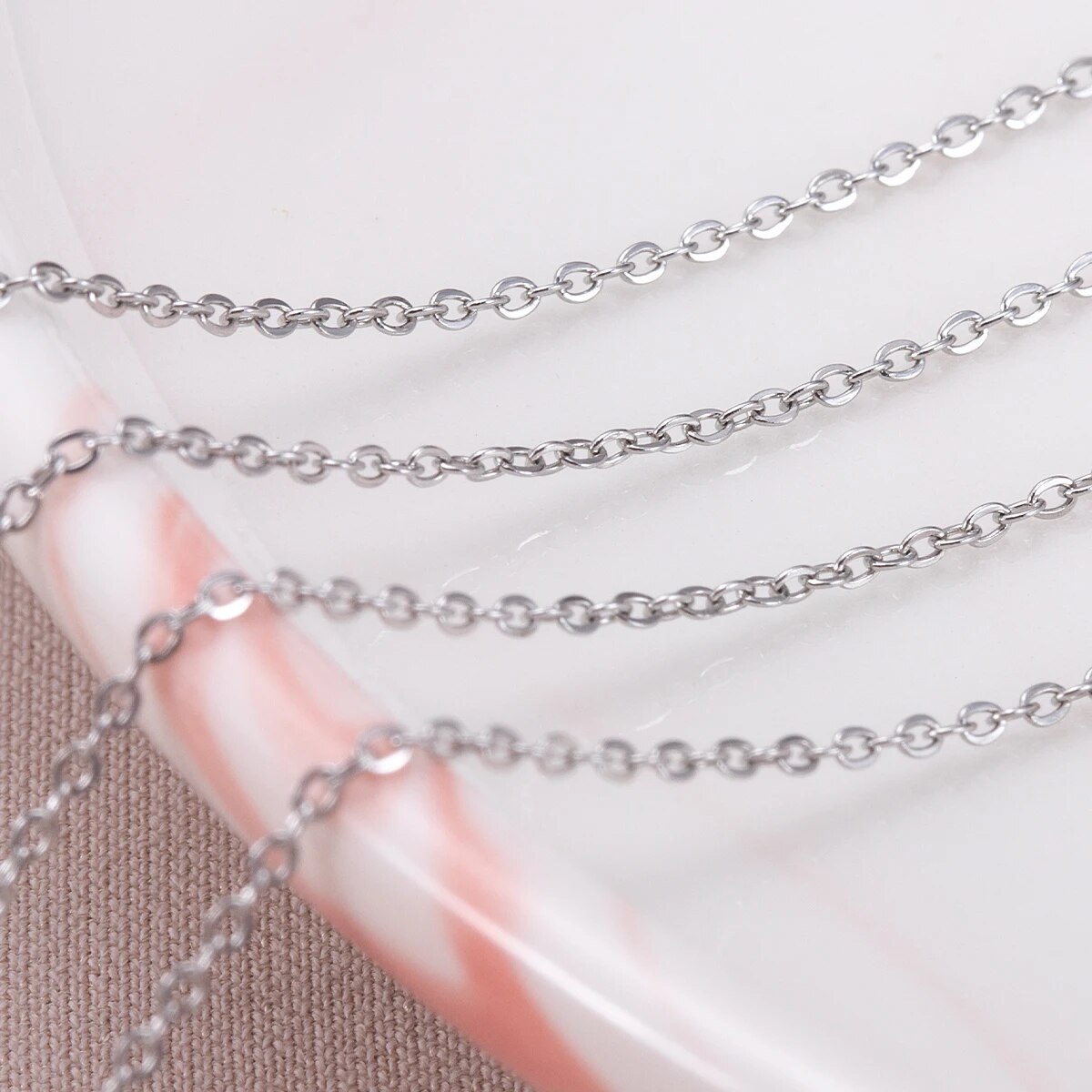 10 metrów cienkich łańcuszków  – Body Jewelry Underwear recenzja i cena